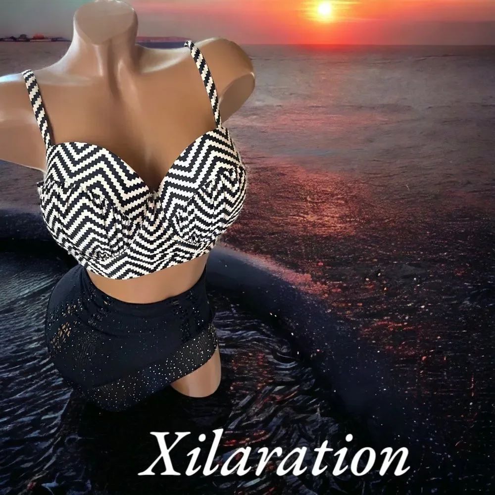 Xhilaration l Bikini Top l Beige w/Black Abstract Design l Underwire l D/DD l
